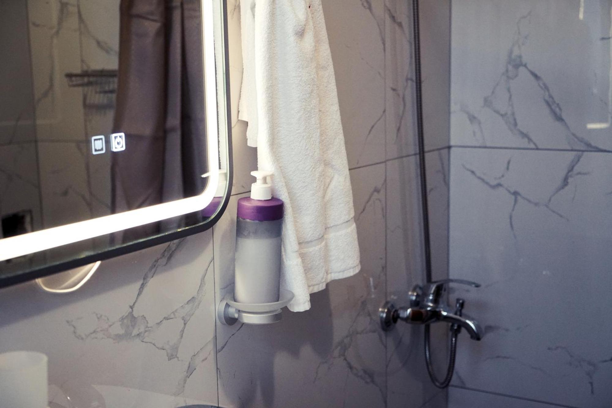 Guesthouse Arber จีโรคาสเตอร์ ภายนอก รูปภาพ