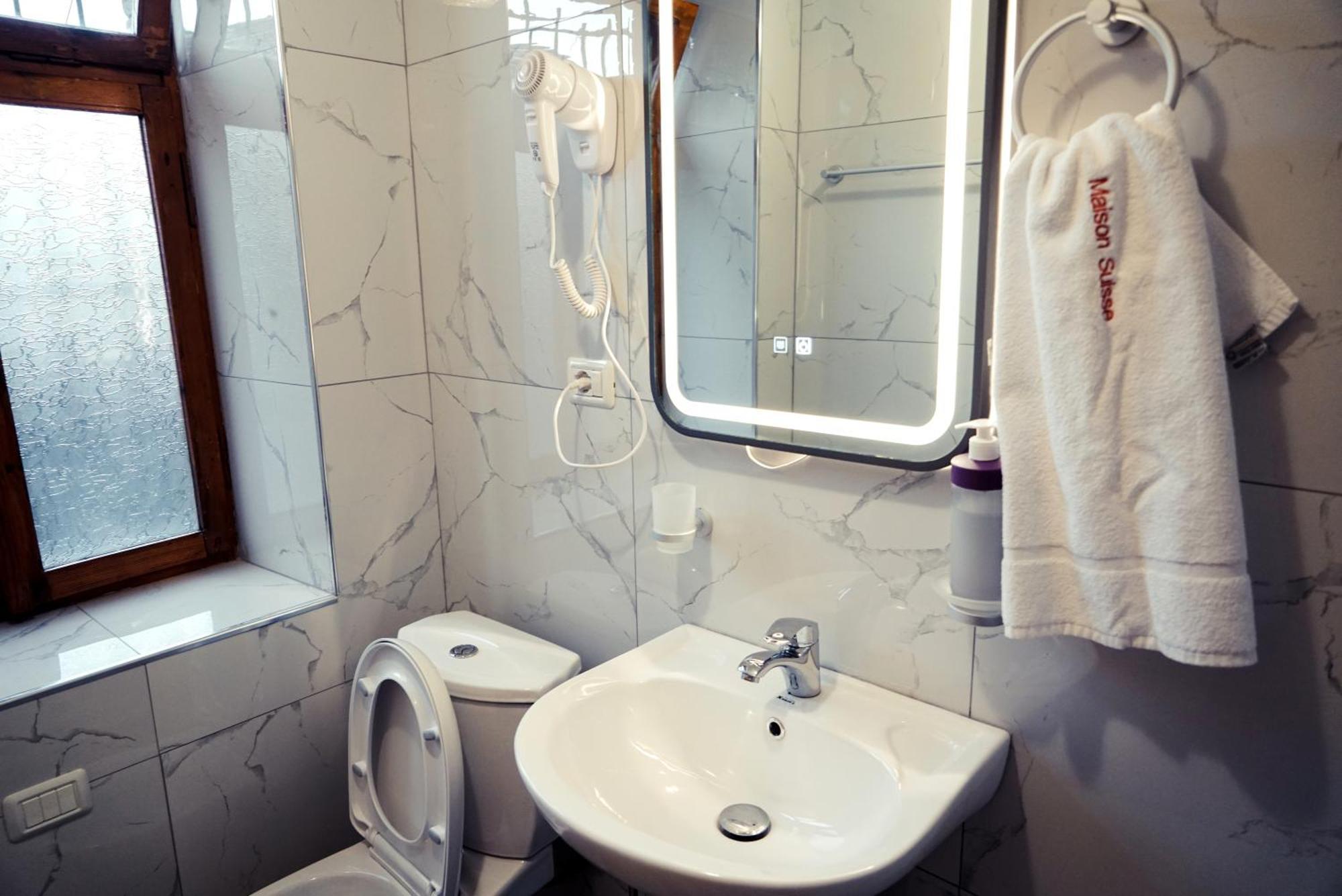 Guesthouse Arber จีโรคาสเตอร์ ภายนอก รูปภาพ